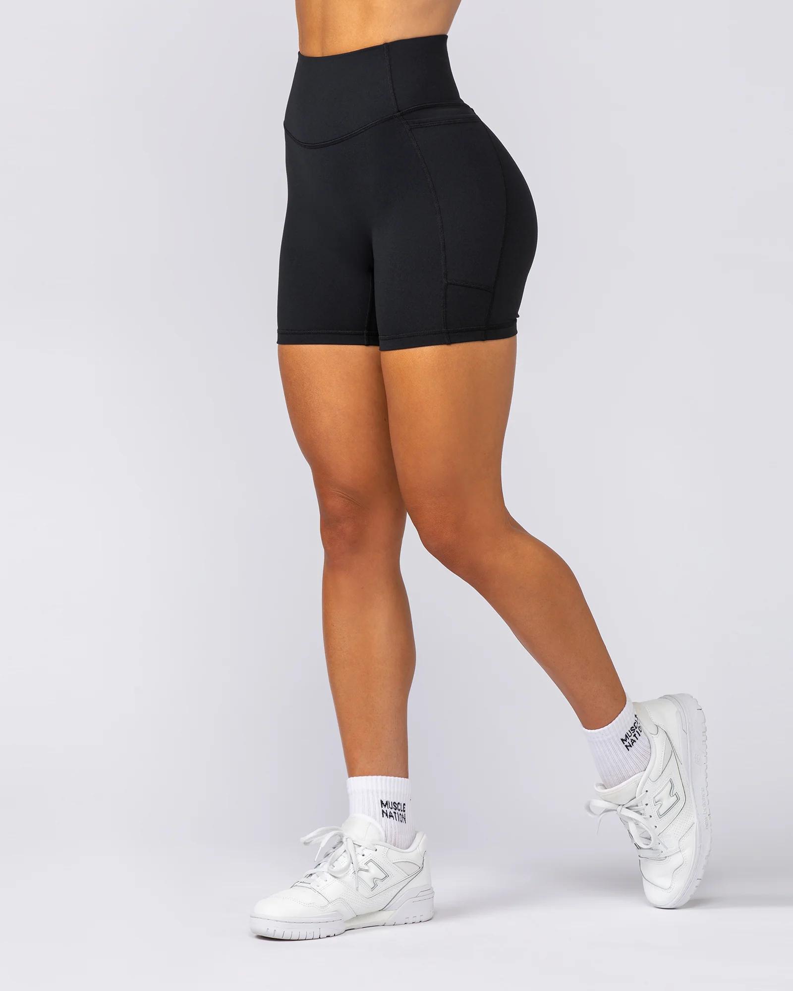 Agility Pocket Bike Shorts - Black - Image 3