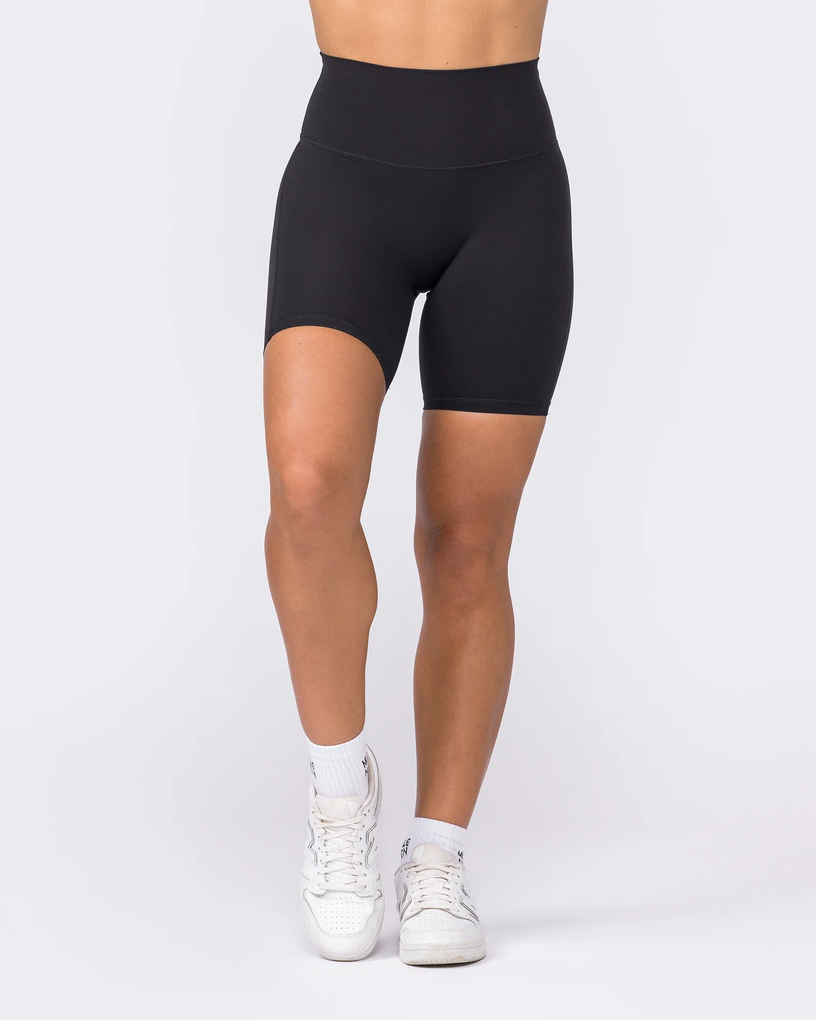 Aura Peachy High Invisible Scrunch Bike Shorts - Black - Image 3