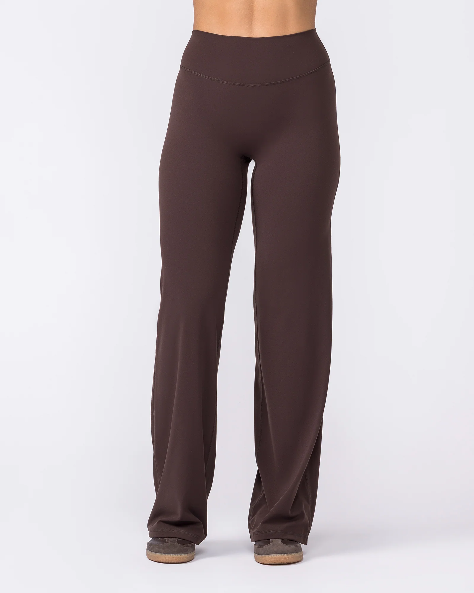 Aura Straight Leggings Short - Cocoa - Image 5
