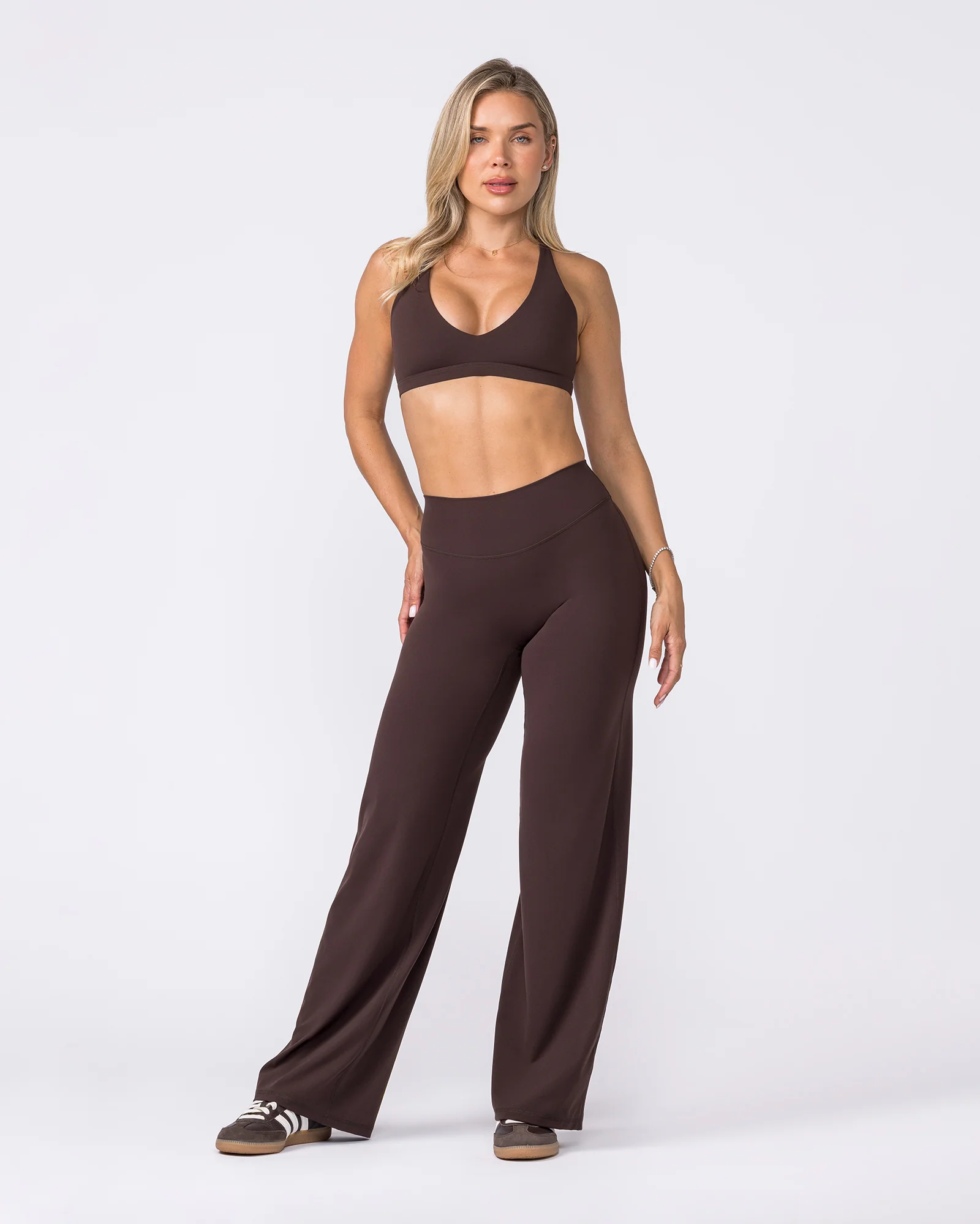 Aura Straight Leggings Short - Cocoa - Image 8
