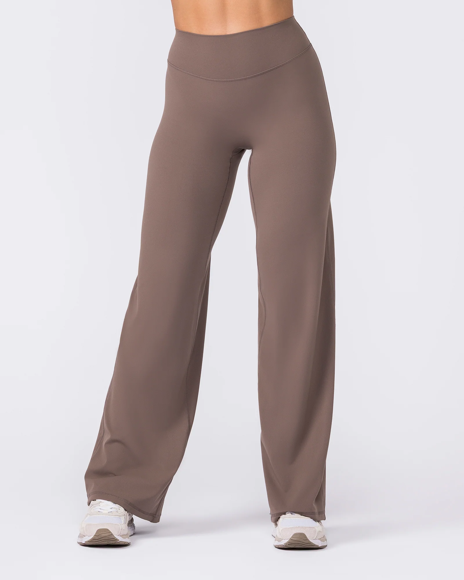 Aura Straight Leggings Short - Taupe - Image 8