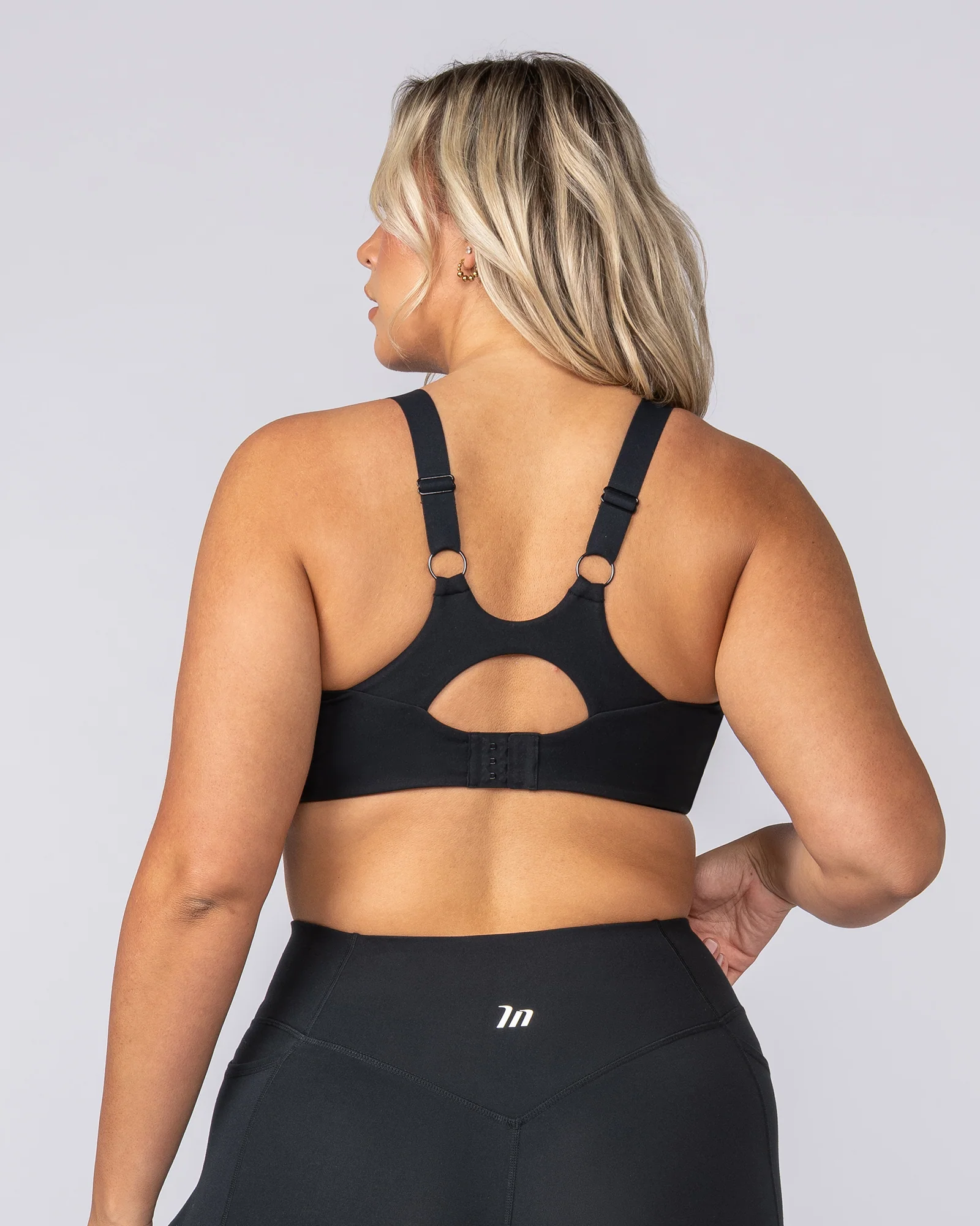 Endurance Bra - Black - Image 4