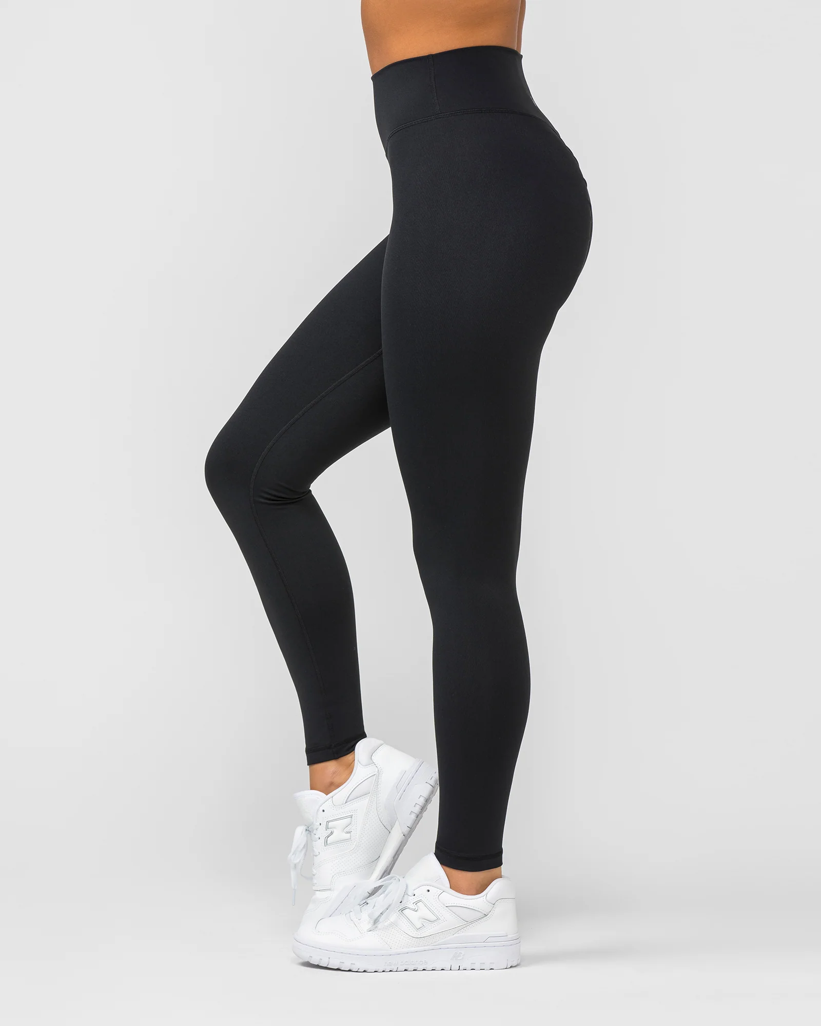 Signature Full Length Scrunch Leggings - Black - Image 4