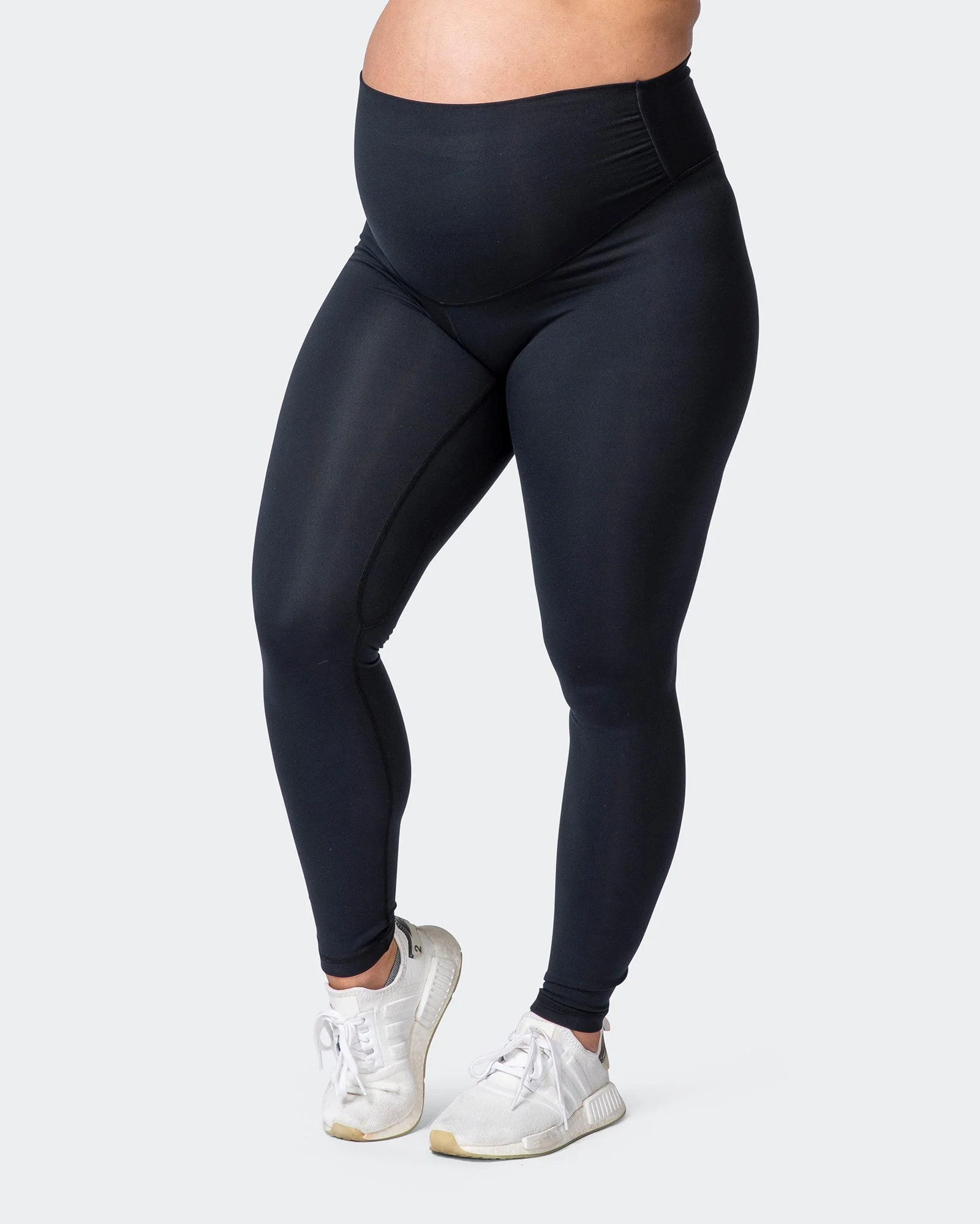 Maternity Everyday Leggings - Black - Image 4