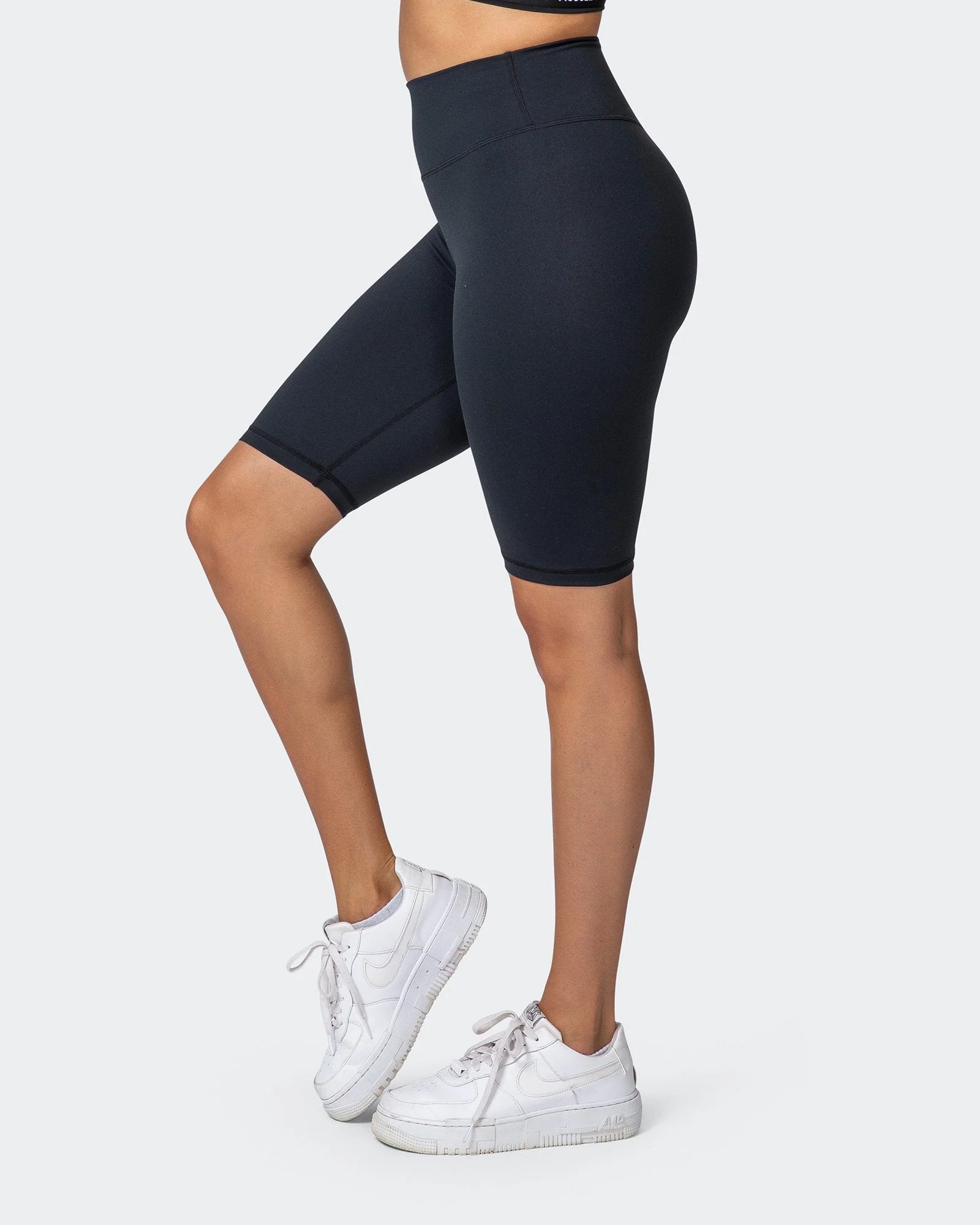 Signature Scrunch Referee Length Shorts - Black - Image 5