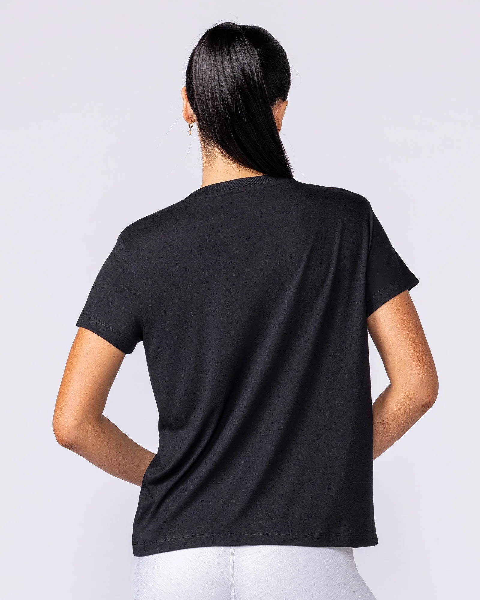 Results Training Tee - Black - Image 4