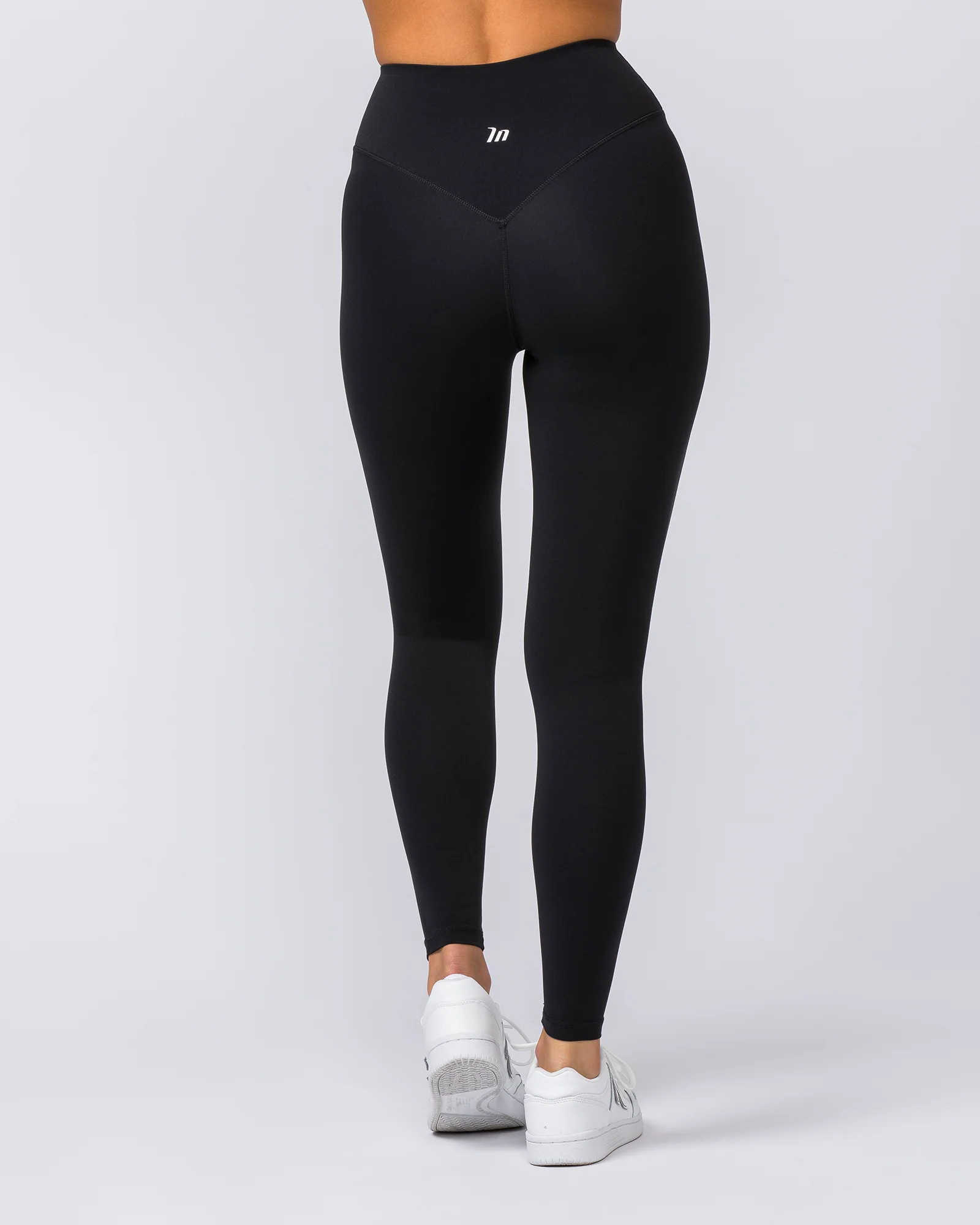 Ultra Aura Ankle Length Leggings - Black - Image 5