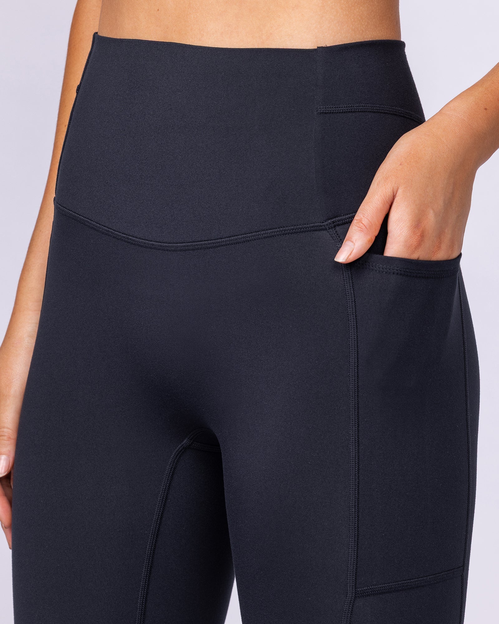 Unrivalled Everyday Pocket 7/8 Leggings - Black - Image 4