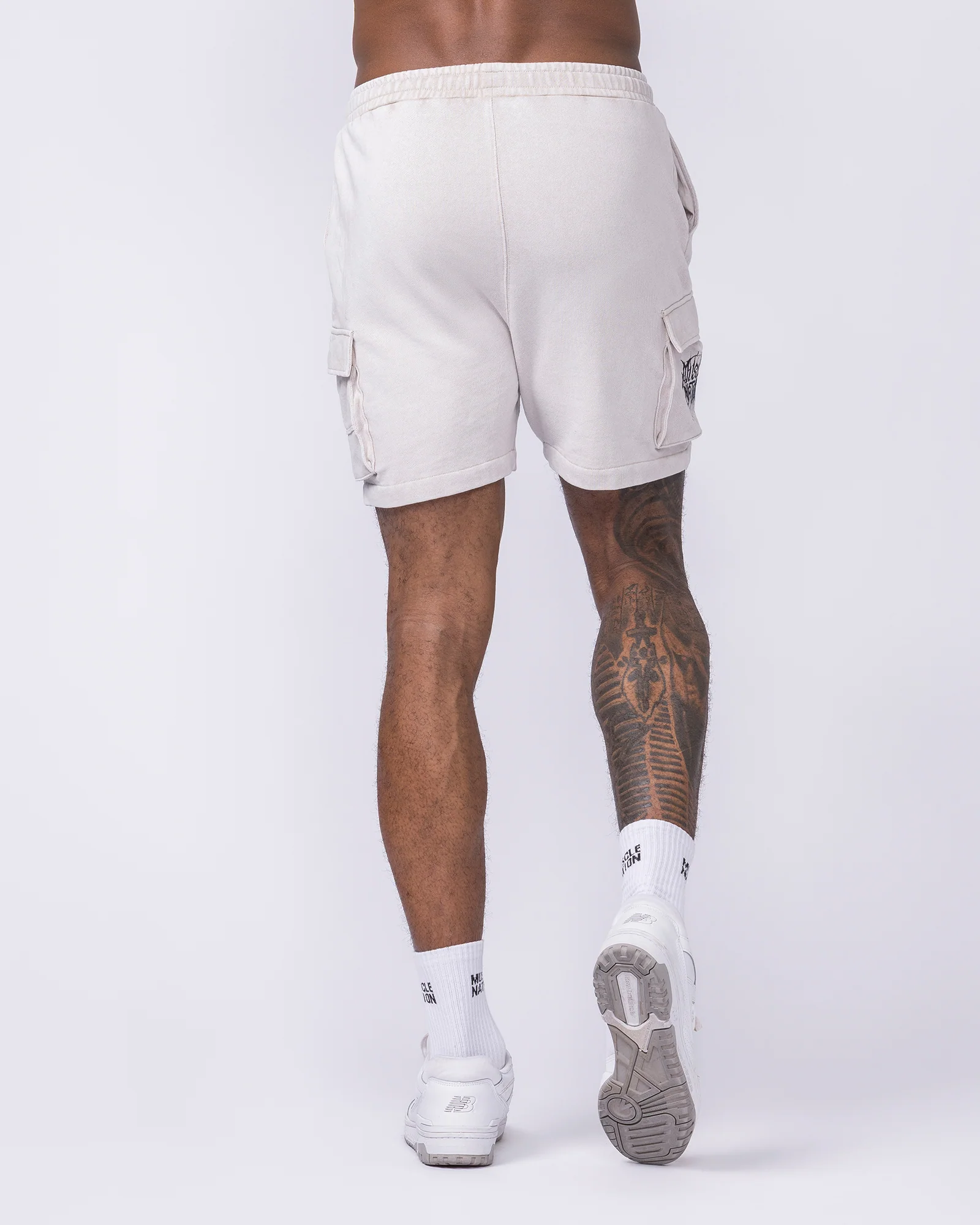 Weekender Vintage Cargo 5" Shorts - Washed Cream - Image 5