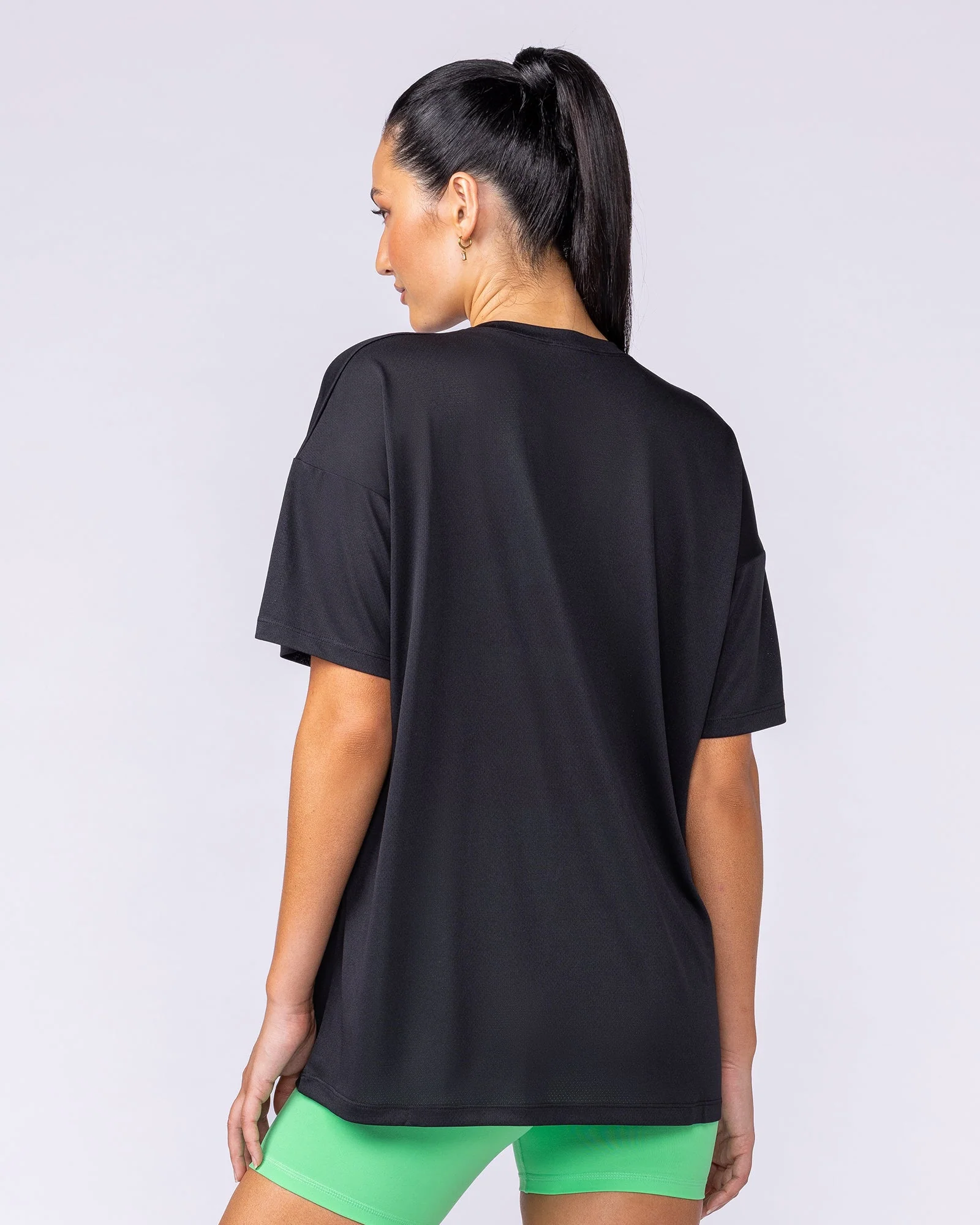 Womens Relaxed Training Tee - Black - Image 5
