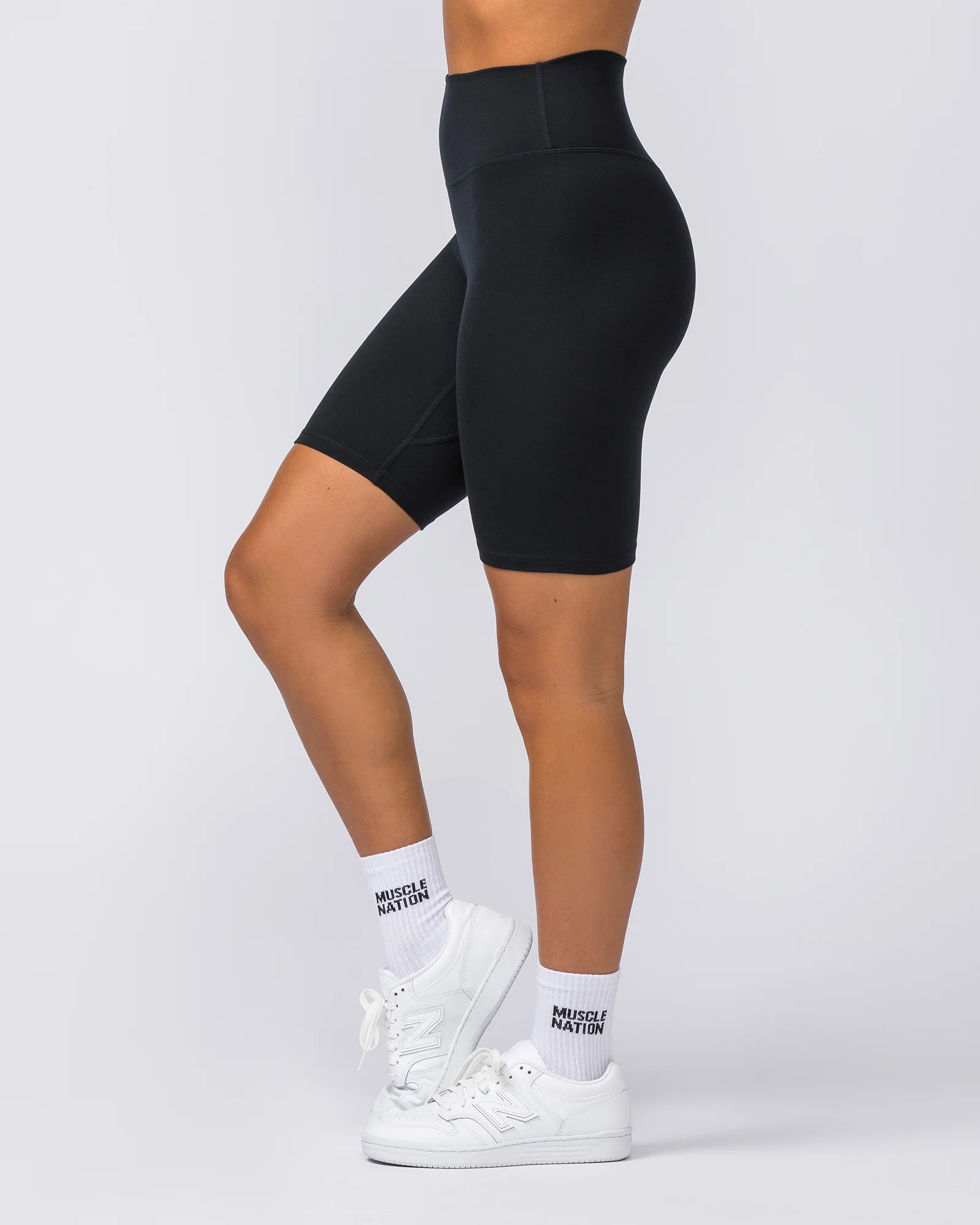 Zero Rise Everyday Referee Length Shorts - Black - Image 5